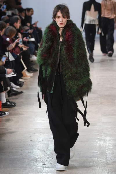 Look 33